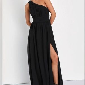 Lulus Graciously Gorgeous black one shoulder cut out long gown Small NWOT sheer